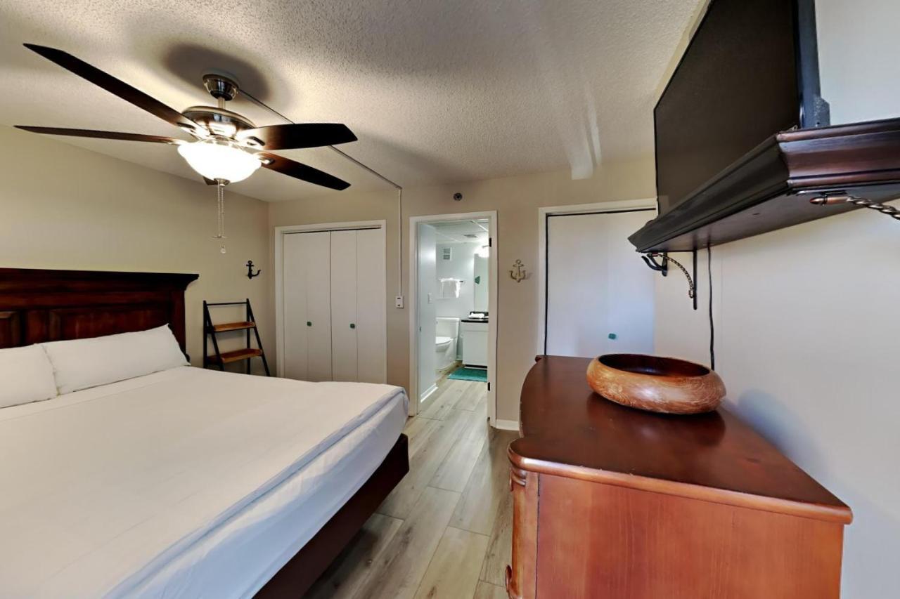 Apartment Edgewater Tower Iii 213 Panama City Beach